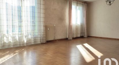 Appartement 3 pièces de 81 m² à Mende (48000)