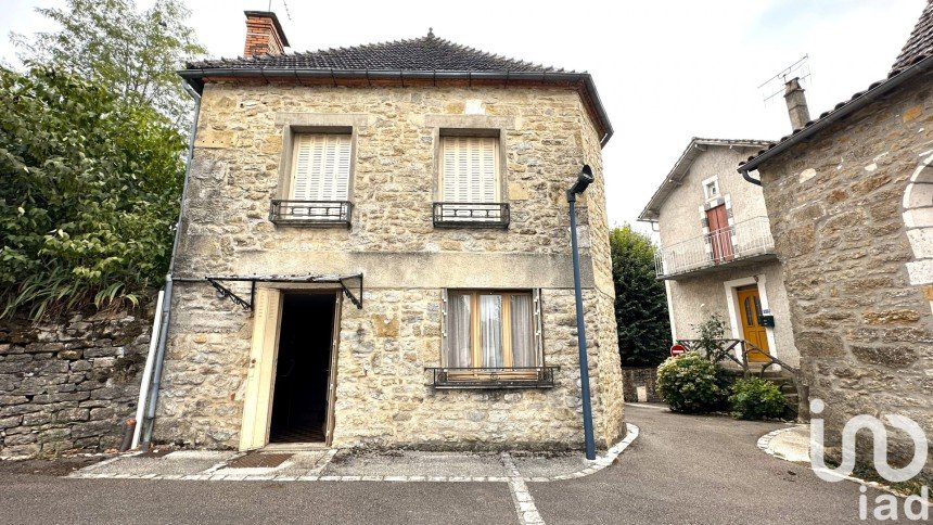 Maison de village 5 pièces de 75 m² à Alvignac (46500)