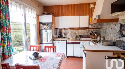 Traditional house 7 rooms of 145 m² in Vernou-la-Celle-sur-Seine (77670)