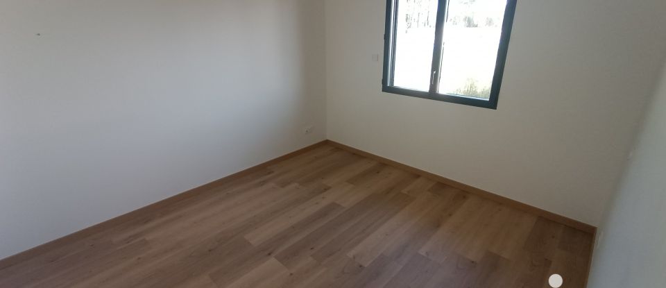 Maison 5 pièces de 125 m² à Solférino (40210)