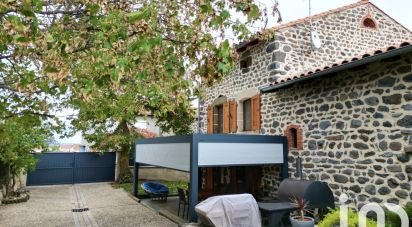 Traditional house 7 rooms of 212 m² in Saint-Vidal (43320)