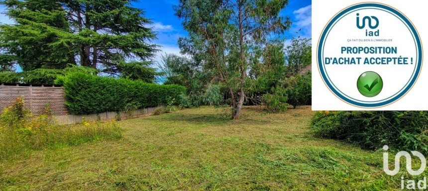 Land of 400 m² in Orgeval (78630)