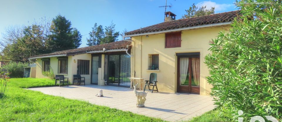 Maison de campagne 4 pièces de 130 m² à Lacourt-Saint-Pierre (82290)