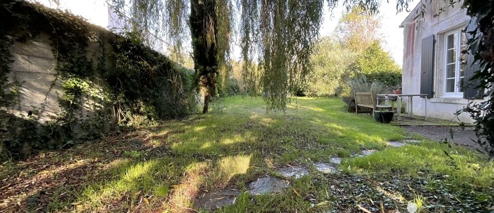 Maison 6 pièces de 195 m² à Sainte-Soulle (17220)