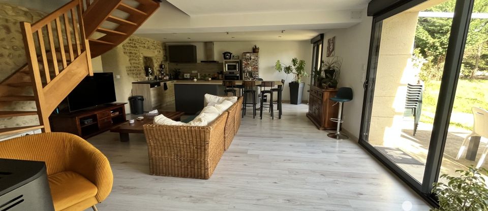 Country house 6 rooms of 140 m² in Livron-sur-Drôme (26250)