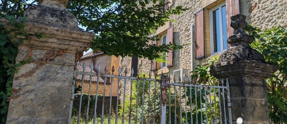 Maison 7 pièces de 182 m² à Le Buisson-de-Cadouin (24480)