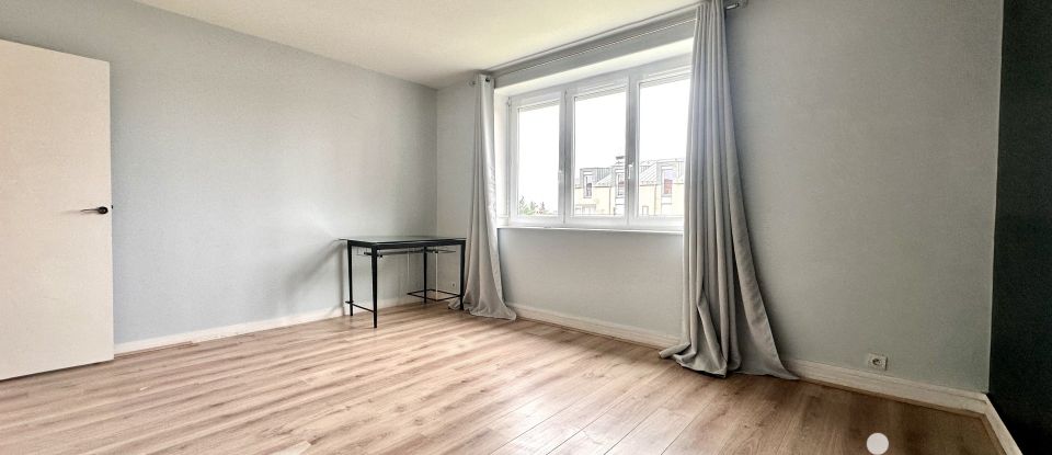 Appartement 5 pièces de 95 m² à Créteil (94000)