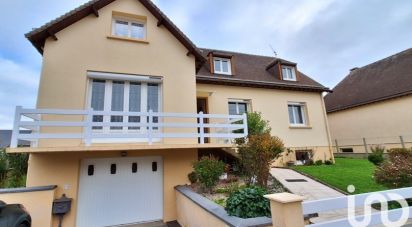 Traditional house 7 rooms of 165 m² in Bailleau-le-Pin (28120)