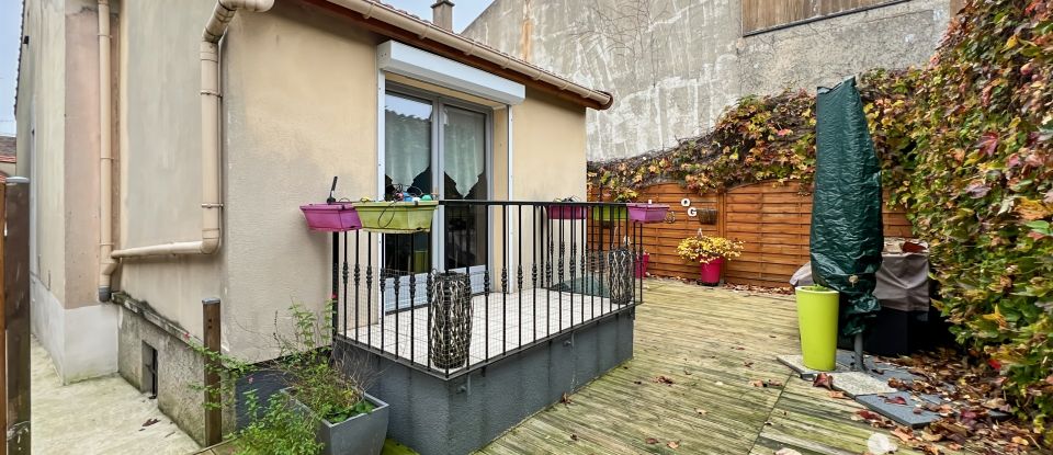 House 4 rooms of 73 m² in Montreuil (93100)