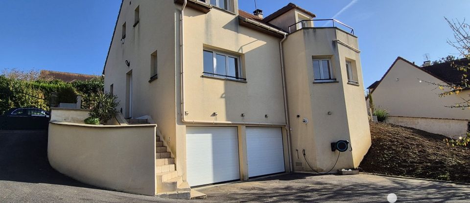 Maison 5 pièces de 142 m² à Saint-Pierre-du-Perray (91280)