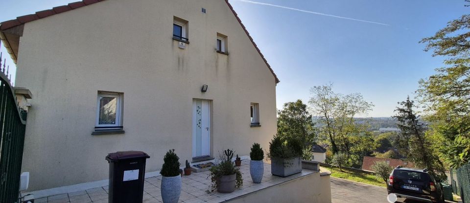 Maison 5 pièces de 142 m² à Saint-Pierre-du-Perray (91280)