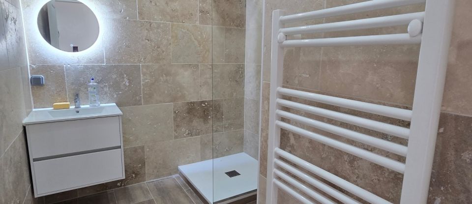 Appartement 2 pièces de 48 m² à Marseille (13007)