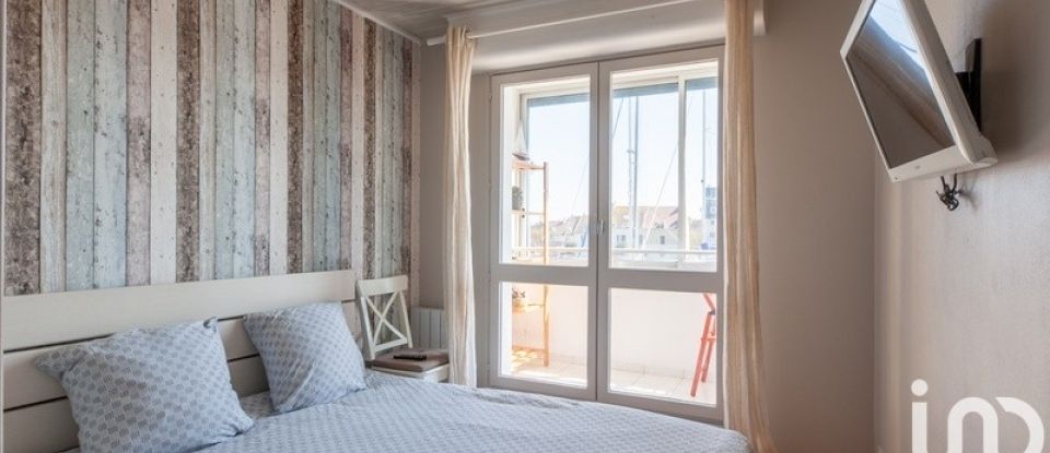 Apartment 2 rooms of 36 m² in Courseulles-sur-Mer (14470)