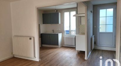 Maison 4 pièces de 85 m² à Fontenay-le-Comte (85200)