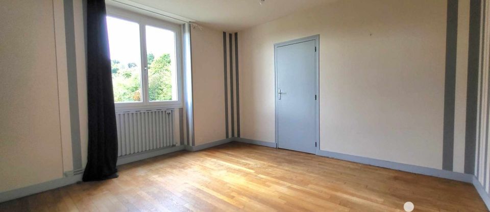 House 4 rooms of 85 m² in Fontenay-le-Comte (85200)