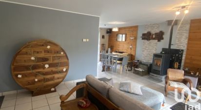 Maison 4 pièces de 95 m² à Lépin-le-Lac (73610)