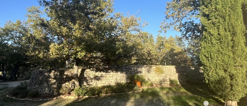 Country house 6 rooms of 160 m² in Saint-Martin-de-Castillon (84750)