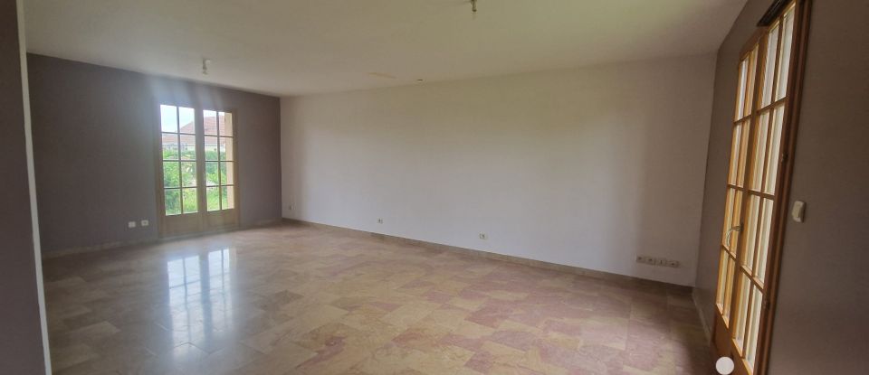 Maison 5 pièces de 84 m² à Moussey (10800)