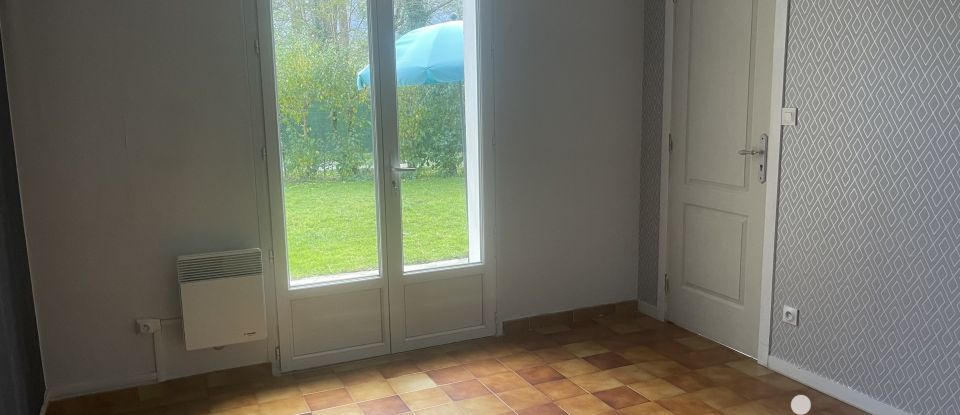 House 5 rooms of 150 m² in Bruges-Capbis-Mifaget (64800)