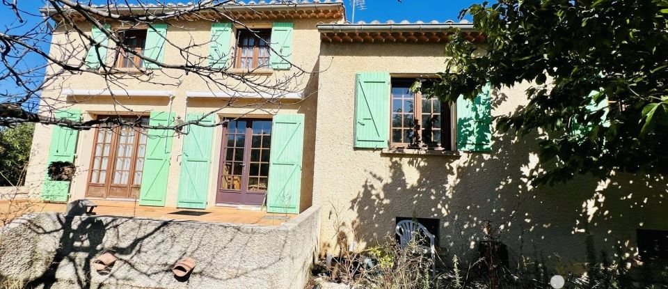 House 7 rooms of 157 m² in Thézan-des-Corbières (11200)