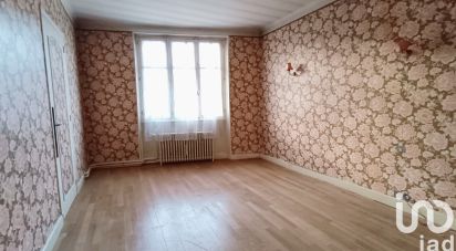 House 5 rooms of 94 m² in Châteauroux (36000)