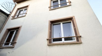 Traditional house 8 rooms of 123 m² in Bobigny (93000)