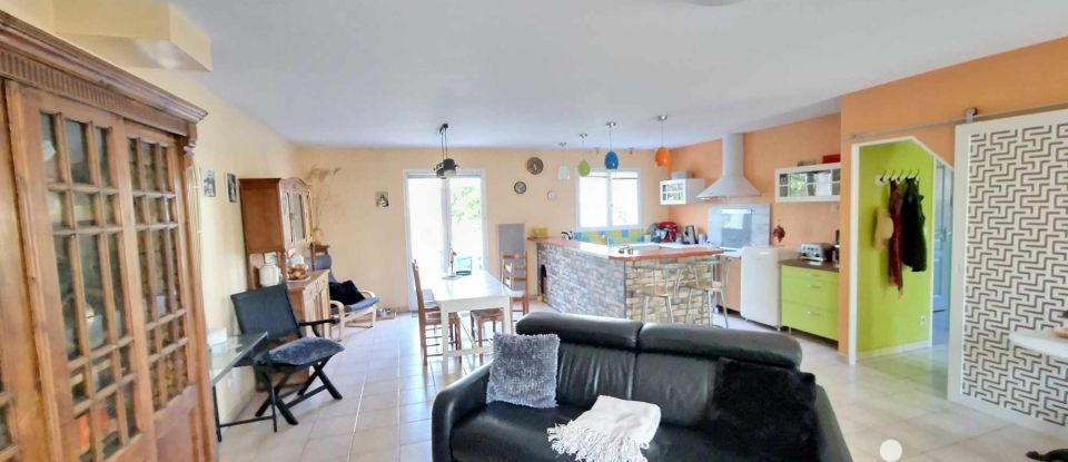 House 7 rooms of 125 m² in Châteauneuf-sur-Loire (45110)