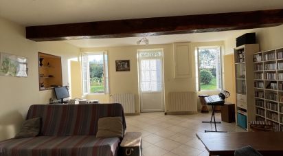 Country house 5 rooms of 117 m² in Saint-Laurs (79160)