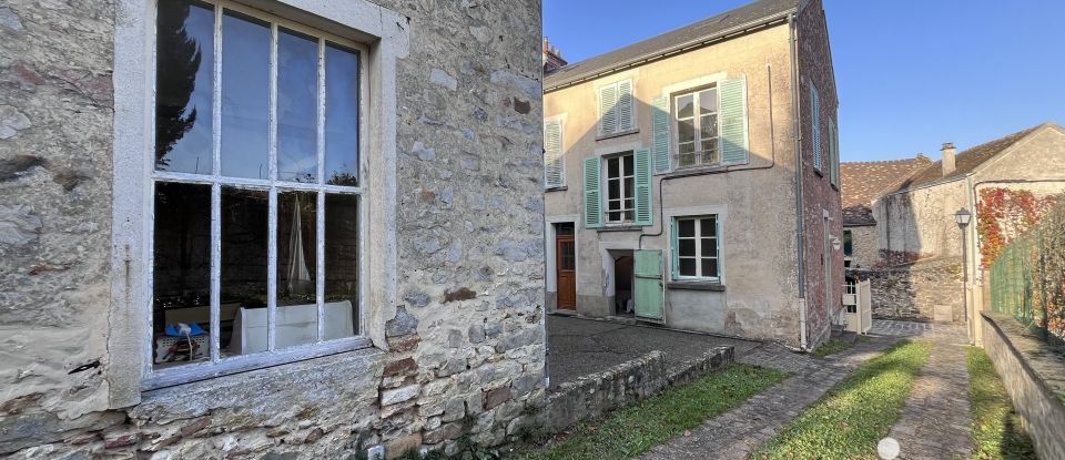 Village house 6 rooms of 158 m² in Saint-Sulpice-de-Favières (91910)