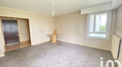 Appartement 3 pièces de 67 m² à Les Ulis (91940)