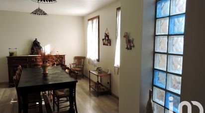 Traditional house 7 rooms of 136 m² in Cachan (94230)