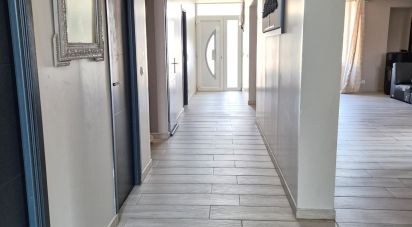 Maison 7 pièces de 215 m² à Aussillon (81200)