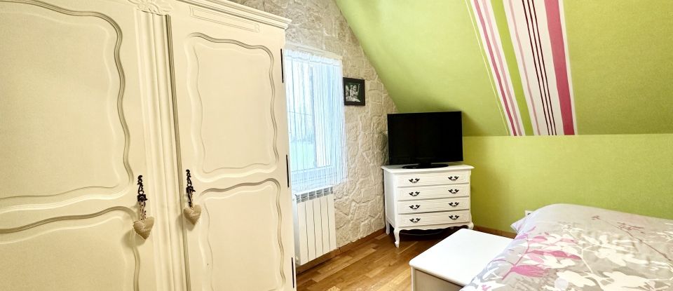 Traditional house 5 rooms of 95 m² in Monnerville (91930)