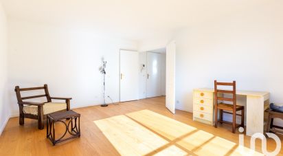 Appartement 2 pièces de 45 m² à Paris (75017)