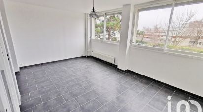 Studio 1 pièce de 27 m² à Fresnes (94260)