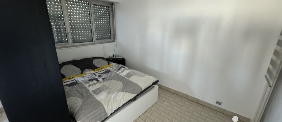 Studio 1 room of 31 m² in Toulon (83000)