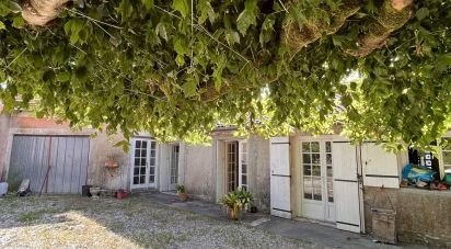 Village house 5 rooms of 135 m² in Soussac (33790)