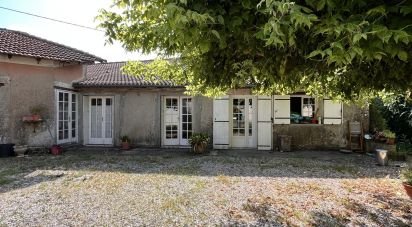 Village house 5 rooms of 135 m² in Soussac (33790)