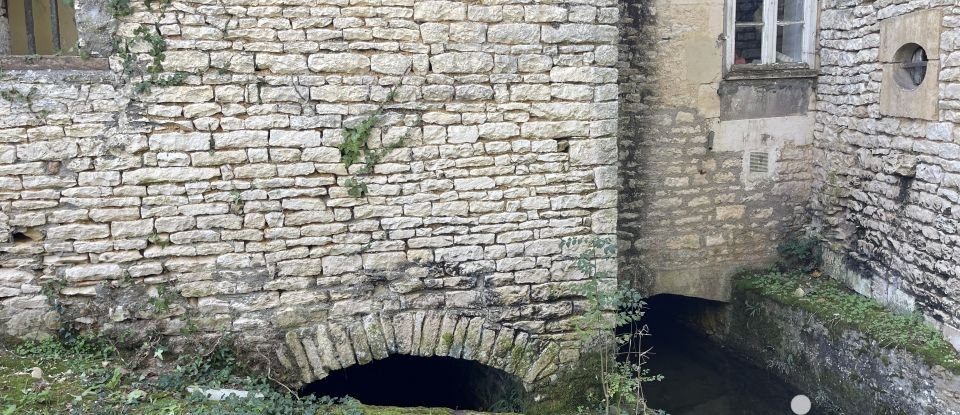 Moulin 6 pièces de 126 m² à Mauzé-sur-le-Mignon (79210)