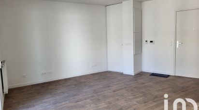 Appartement 3 pièces de 47 m² à Bordeaux (33100)