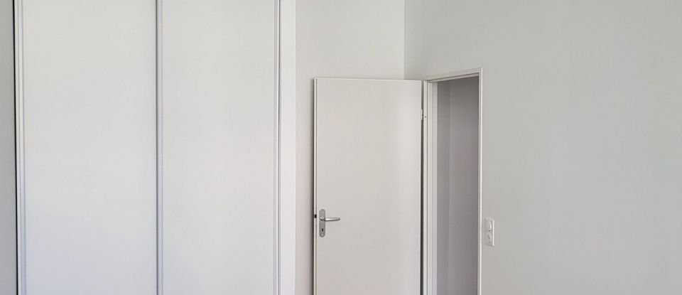 Appartement 3 pièces de 47 m² à Bordeaux (33100)