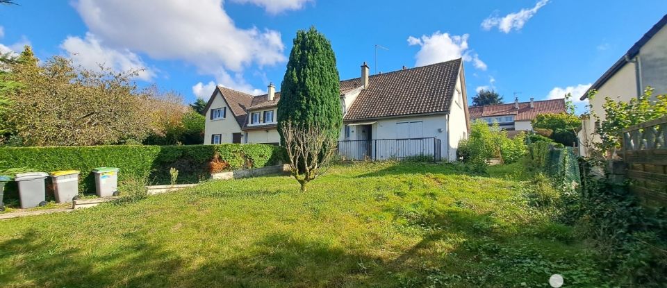 House 4 rooms of 80 m² in Dammartin-en-Goële (77230)