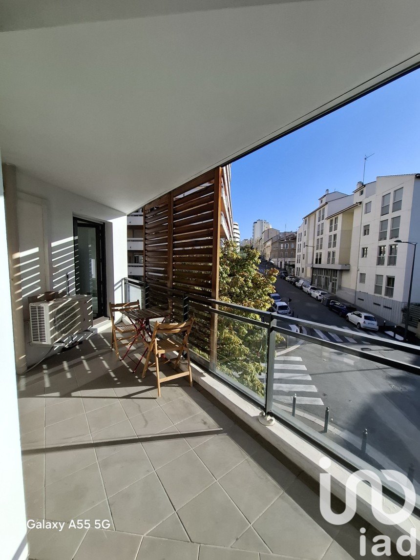 Apartment 2 rooms of 49 m² in Marseille (13002)