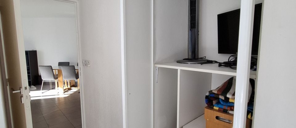 Apartment 2 rooms of 49 m² in Marseille (13002)