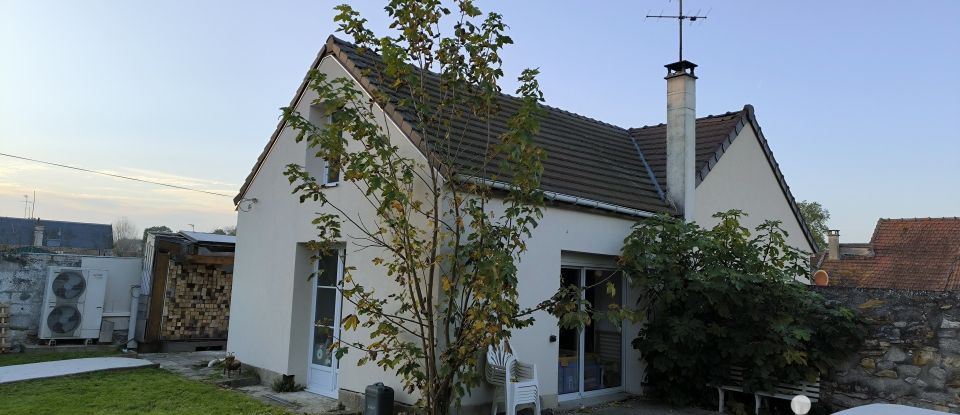 Maison traditionnelle 4 pièces de 115 m² à Nanteuil-le-Haudouin (60440)