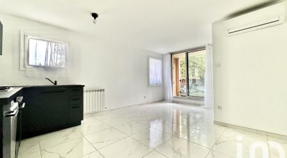 Appartement 3 pièces de 53 m² à Fréjus (83600)