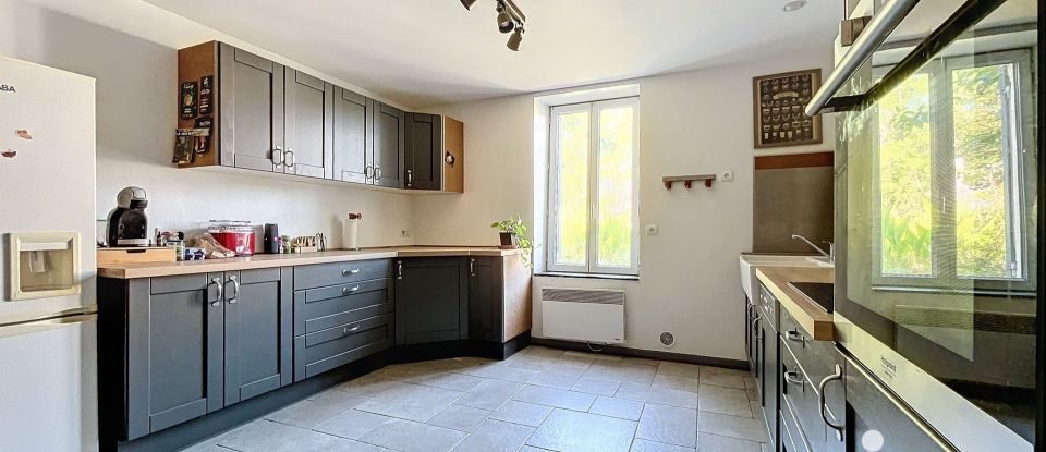 Maison 4 pièces de 110 m² à Castelculier (47240)