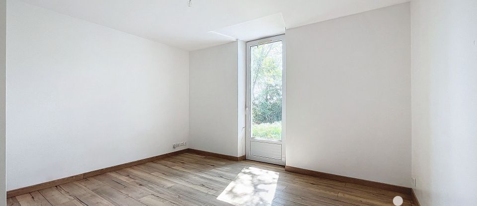 Maison 4 pièces de 110 m² à Castelculier (47240)