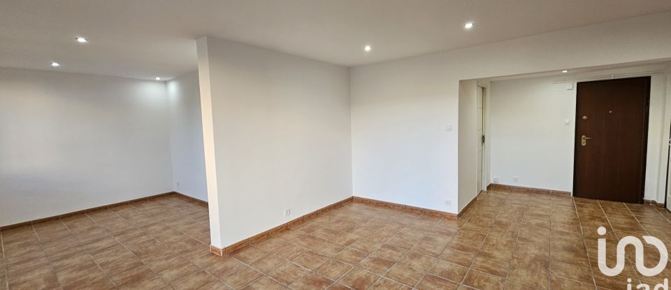 Appartement 3 pièces de 75 m² à Salon-de-Provence (13300)