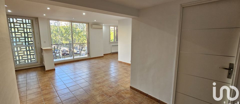 Appartement 3 pièces de 75 m² à Salon-de-Provence (13300)